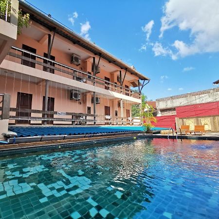 Patong Baan Veerakit Hotel מראה חיצוני תמונה