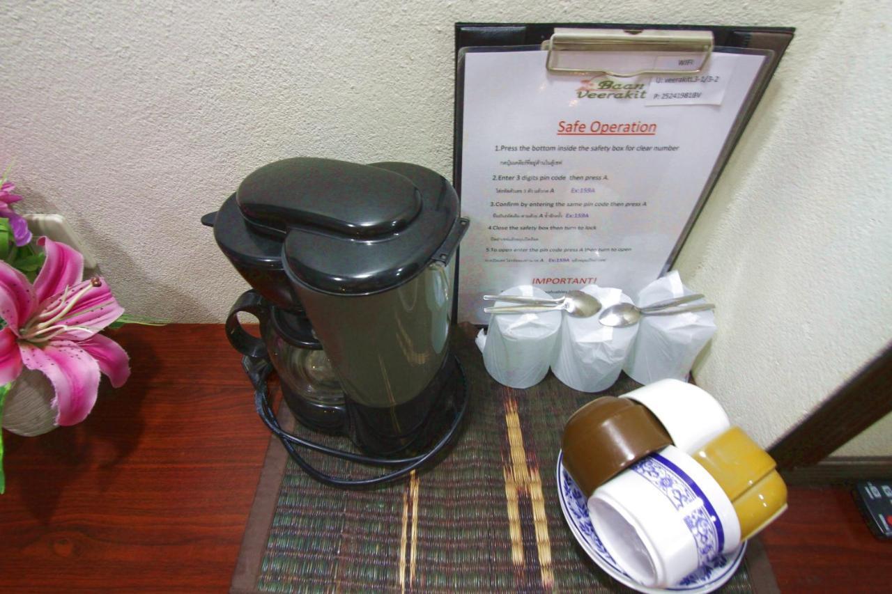 Patong Baan Veerakit Hotel מראה חיצוני תמונה