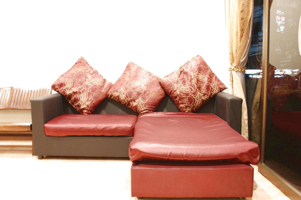 Patong Baan Veerakit Hotel מראה חיצוני תמונה